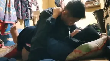Bokep Indo Hijab Karyawan Pabrik Plastik Selingkuh Dikosan